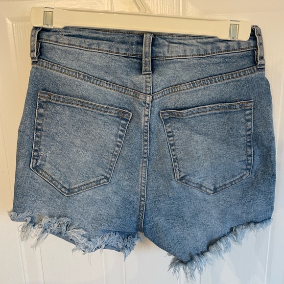 We The Free Vintage Denim Shorts Free People Size 24 - Picture 2 of 4